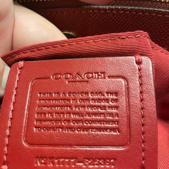 Coach leather cherry red purse w/shoulder straps - Picture 10 of 11